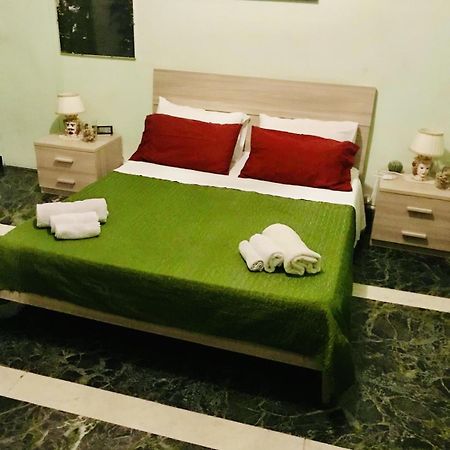 Maya'S Apartment Close To Ballaro Market And Central Station Palermo Zewnętrze zdjęcie