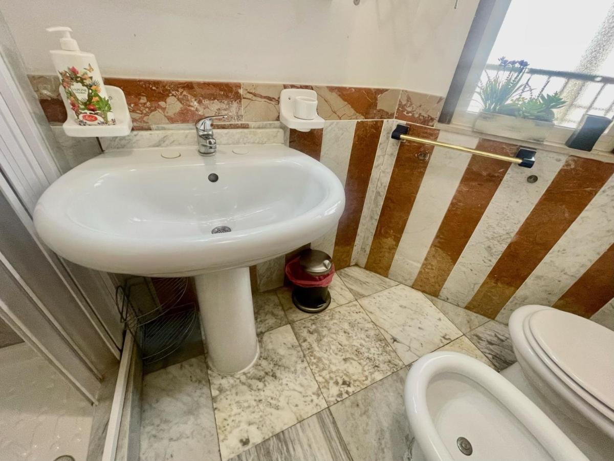 Maya'S Apartment Close To Ballaro Market And Central Station Palermo Zewnętrze zdjęcie