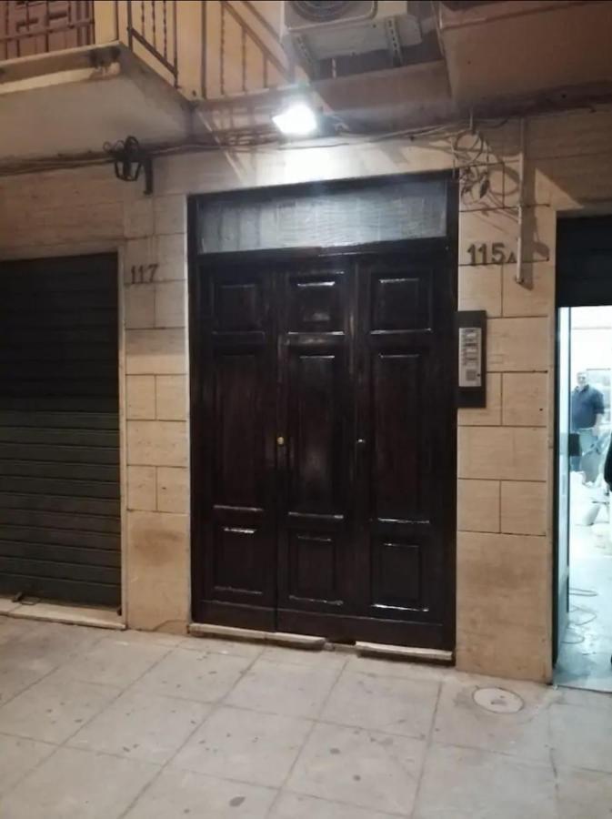 Maya'S Apartment Close To Ballaro Market And Central Station Palermo Zewnętrze zdjęcie